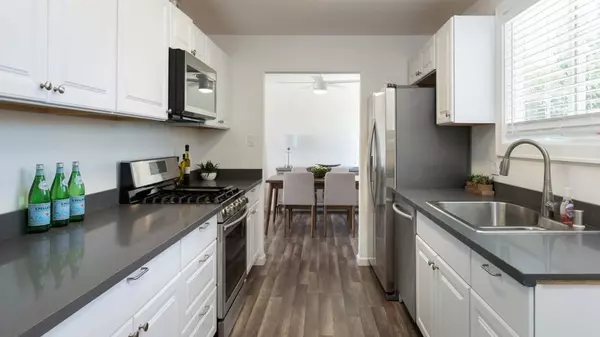 East Palo Alto, CA 94303,1403 Camellia DR