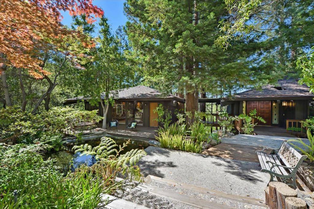 Woodside, CA 94062,325 Harcross RD