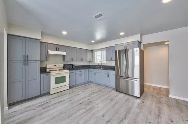 Los Banos, CA 93635,740 Colorado AVE