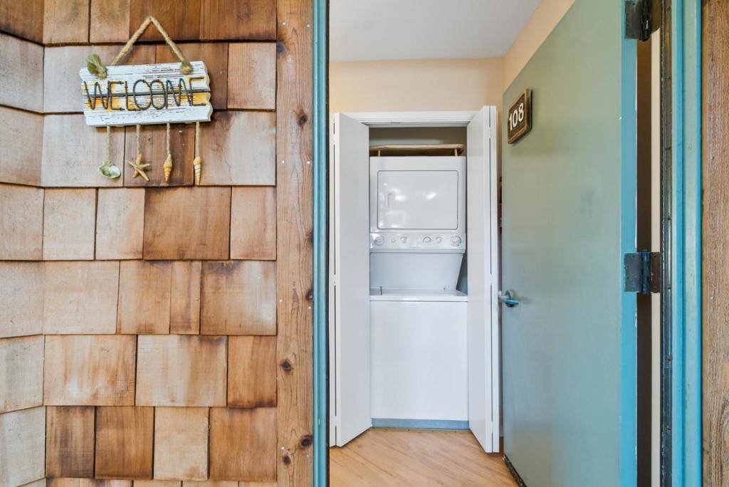 Watsonville, CA 95076,101 Shell DR #108
