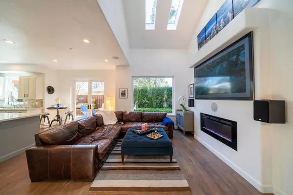 Scotts Valley, CA 95066,25 Milano CT