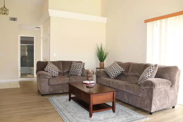 Salinas, CA 93907,1001 OFarrell CT