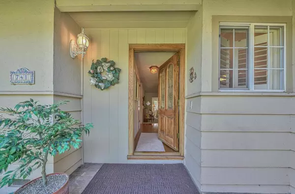 Salinas, CA 93901,741 Carmelita DR