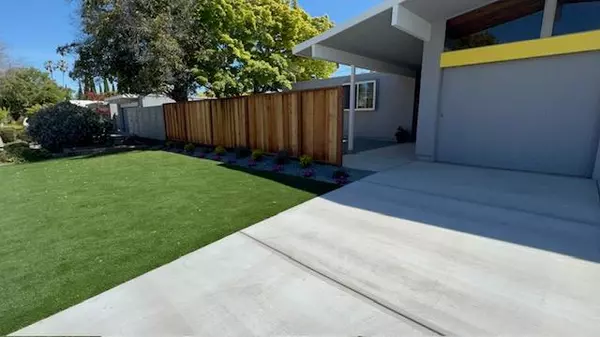 Cupertino, CA 95014,910 Ferngrove DR