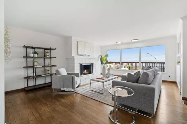 Burlingame, CA 94010,1528 Alturas DR