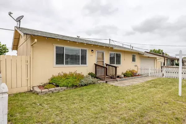 Salinas, CA 93907,16911 El Rancho WAY