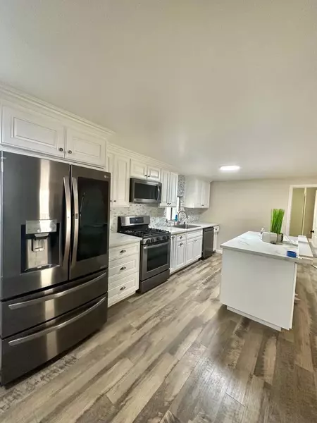 2151 Oakland RD, San Jose, CA 95131
