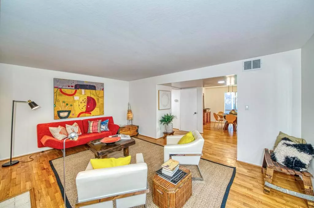 Menlo Park, CA 94025,675 Sharon Park DR #125