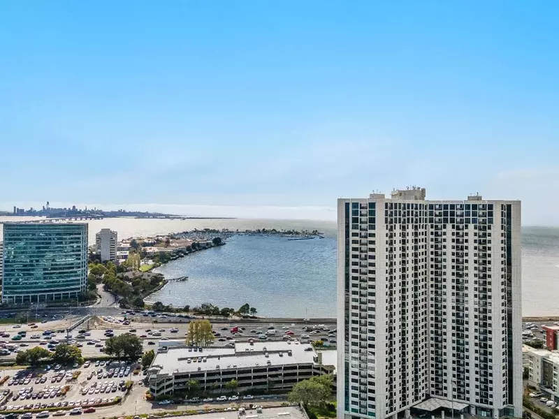 6363 Christie AVE #2427, Emeryville, CA 94608