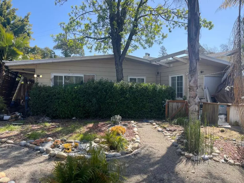 Palo Alto, CA 94306,3408 Cowper ST