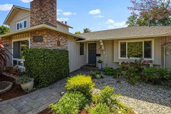 Palo Alto, CA 94306,270 Davenport WAY