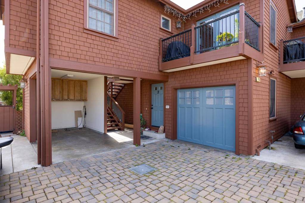 Pacific Grove, CA 93950,145 15th ST