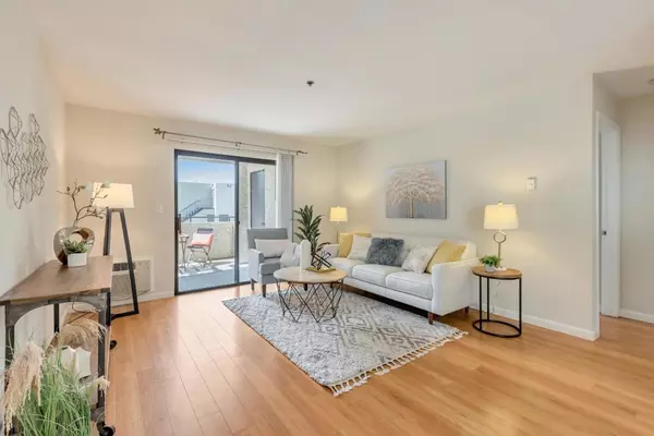 Sunnyvale, CA 94087,880 E Fremont AVE #701