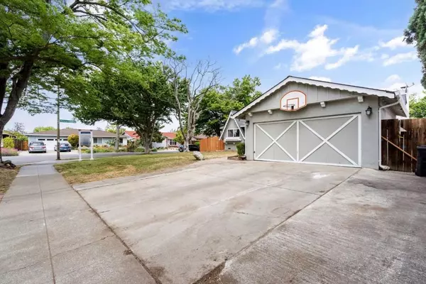 San Jose, CA 95118,3508 WILLOWOOD DR