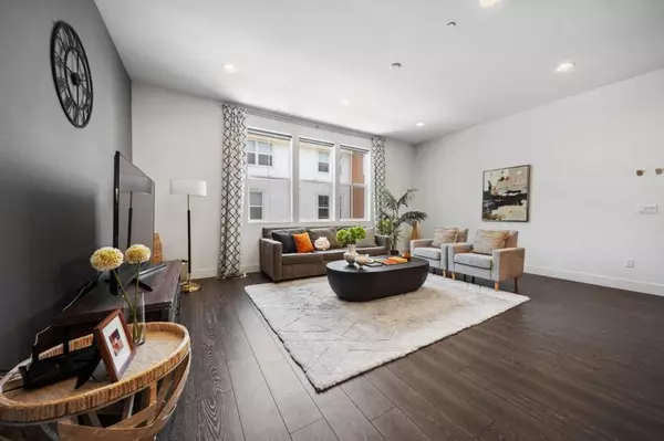 Newark, CA 94560,37958 Luma TER