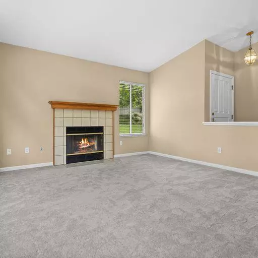 San Jose, CA 95135,8624 American Oak DR