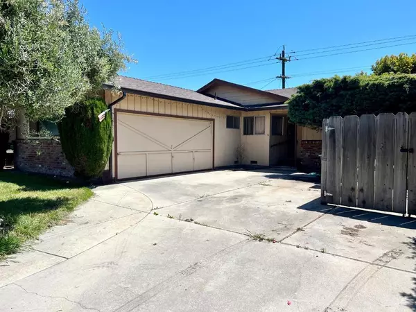 670 La Mesa DR, Salinas, CA 93901