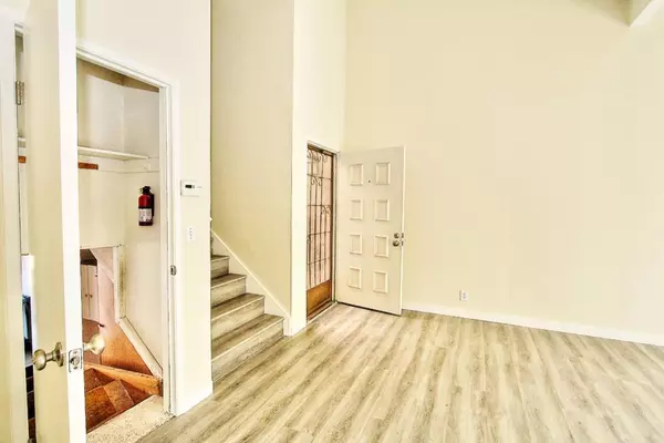 San Jose, CA 95117,1326 Millich LN