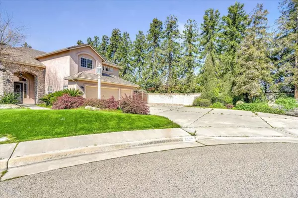 Visalia, CA 93292,3023 S Byrd CT