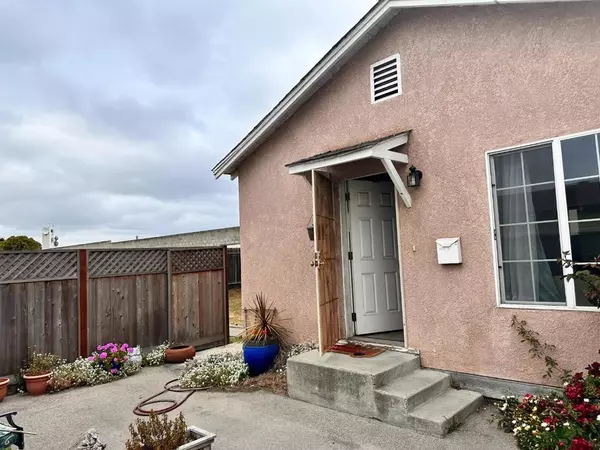 Salinas, CA 93901,323 Maple ST