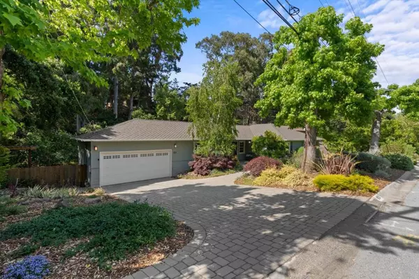 San Mateo, CA 94403,824 Laurelwood DR