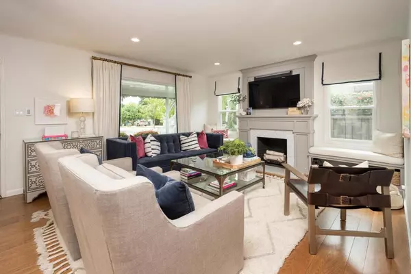 Redwood City, CA 94062,232 King ST