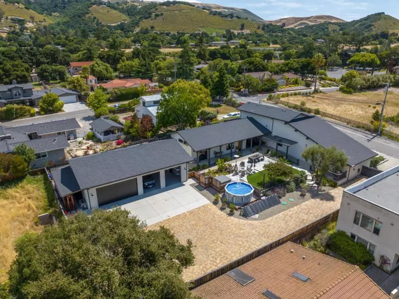 8 El Caminito RD #101-201, Carmel Valley, CA 93924