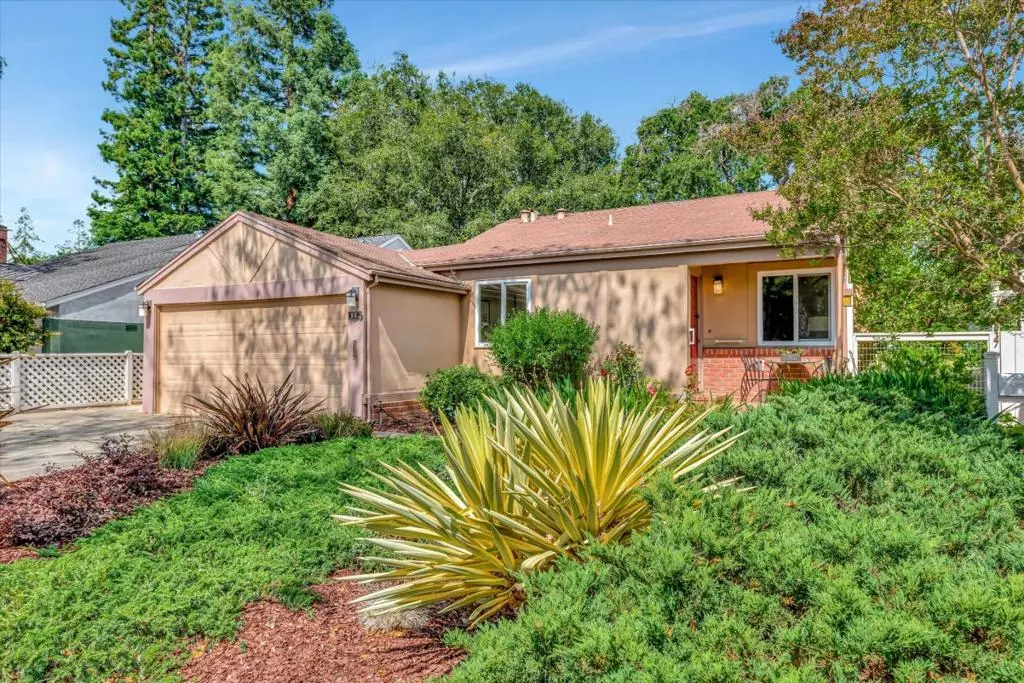 Menlo Park, CA 94025,1035 Ringwood AVE