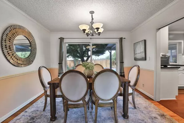 Cupertino, CA 95014,10852 Wilkinson AVE