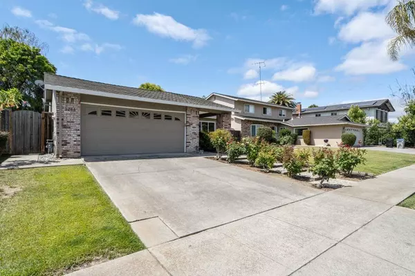 San Jose, CA 95117,3768 Woodcreek LN