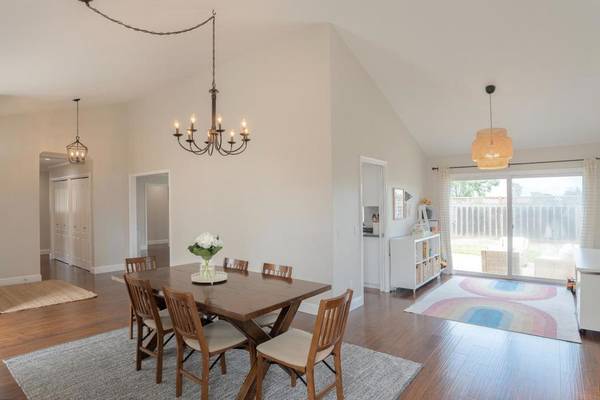 Salinas, CA 93901,1207 San Angelo DR