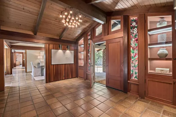 Woodside, CA 94062,301 Olive Hill LN