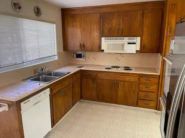 South San Francisco, CA 94080,300 Bryce AVE