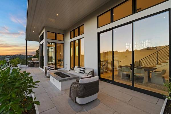 San Carlos, CA 94070,518 Canyon Vista WAY