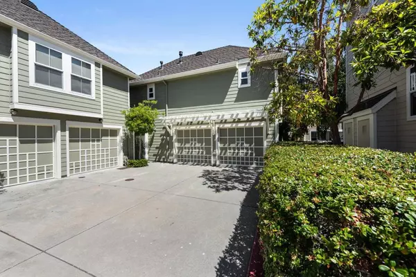 Foster City, CA 94404,1024 Helm LN #1024