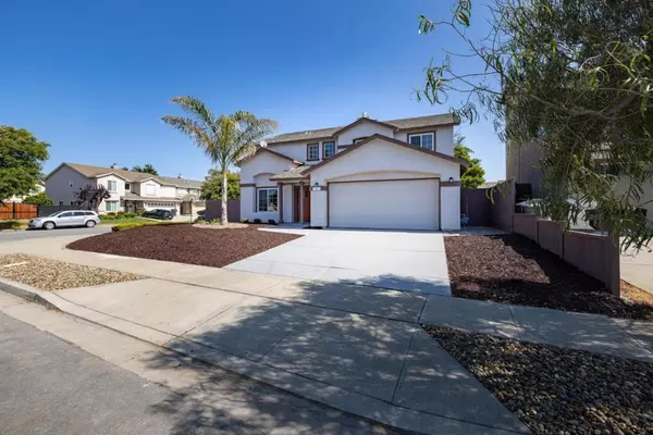 Salinas, CA 93906,3 Chablis CIR