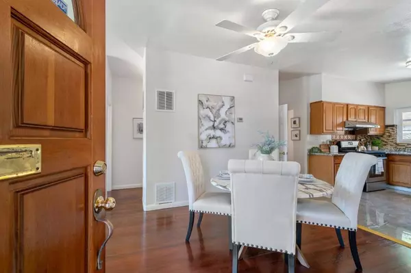 El Sobrante, CA 94803,4455 Utah DR