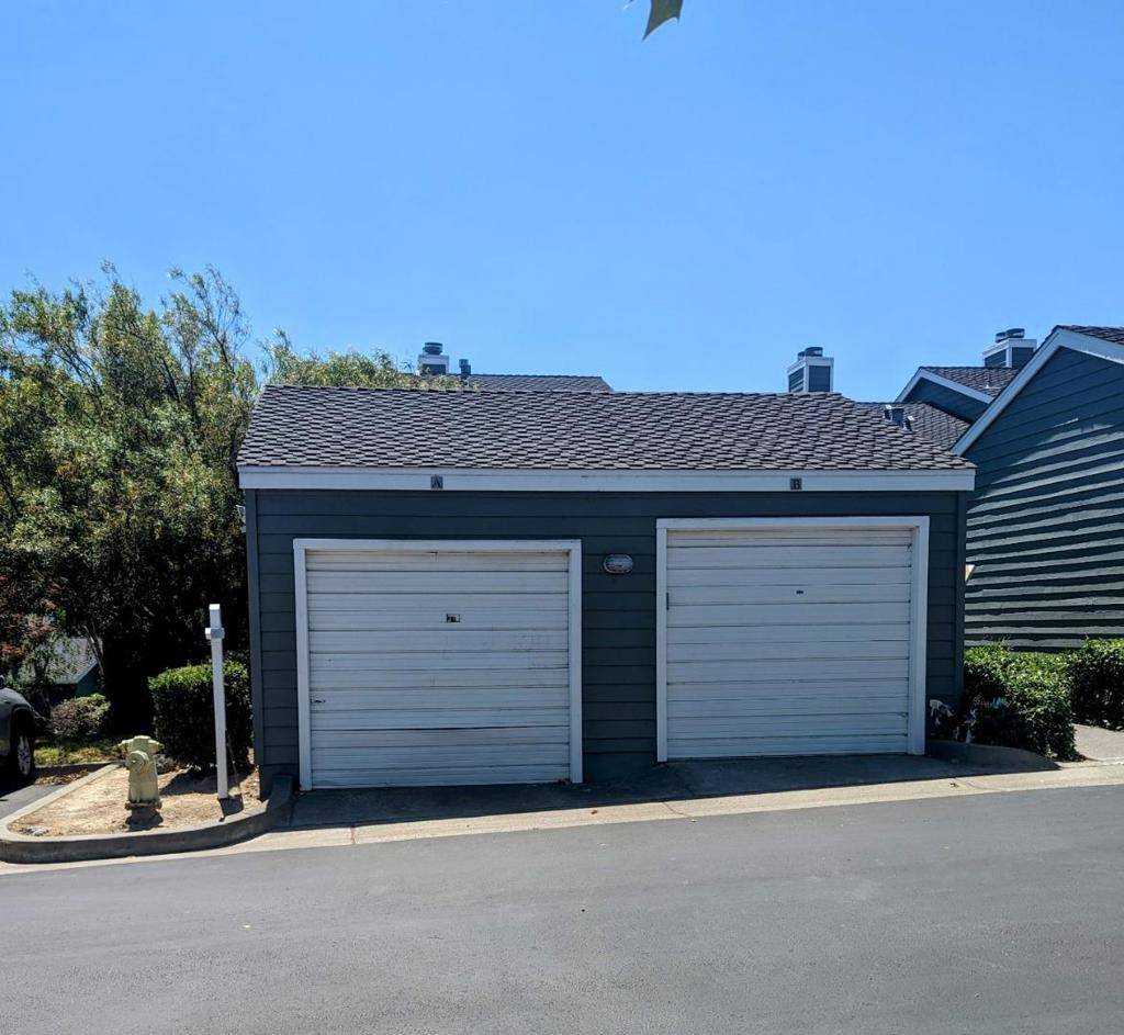 Pleasanton, CA 94588,7670 Canyon Meadow CIR #A