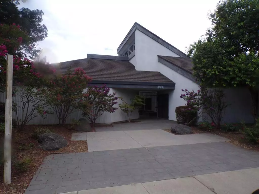 Manteca, CA 95337,321 Sun West Place