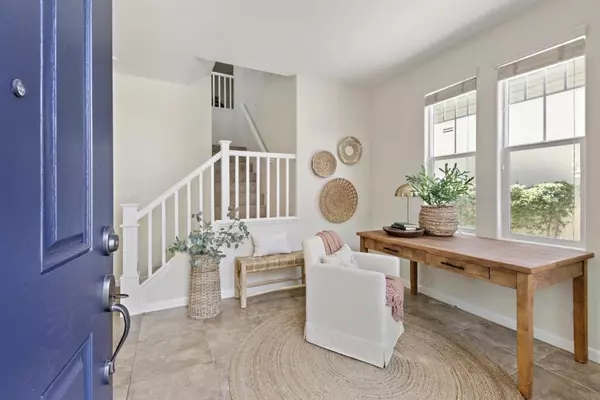 Gilroy, CA 95020,8840 Acorn WAY