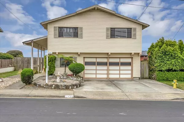 Pacifica, CA 94044,1431 Crespi DR