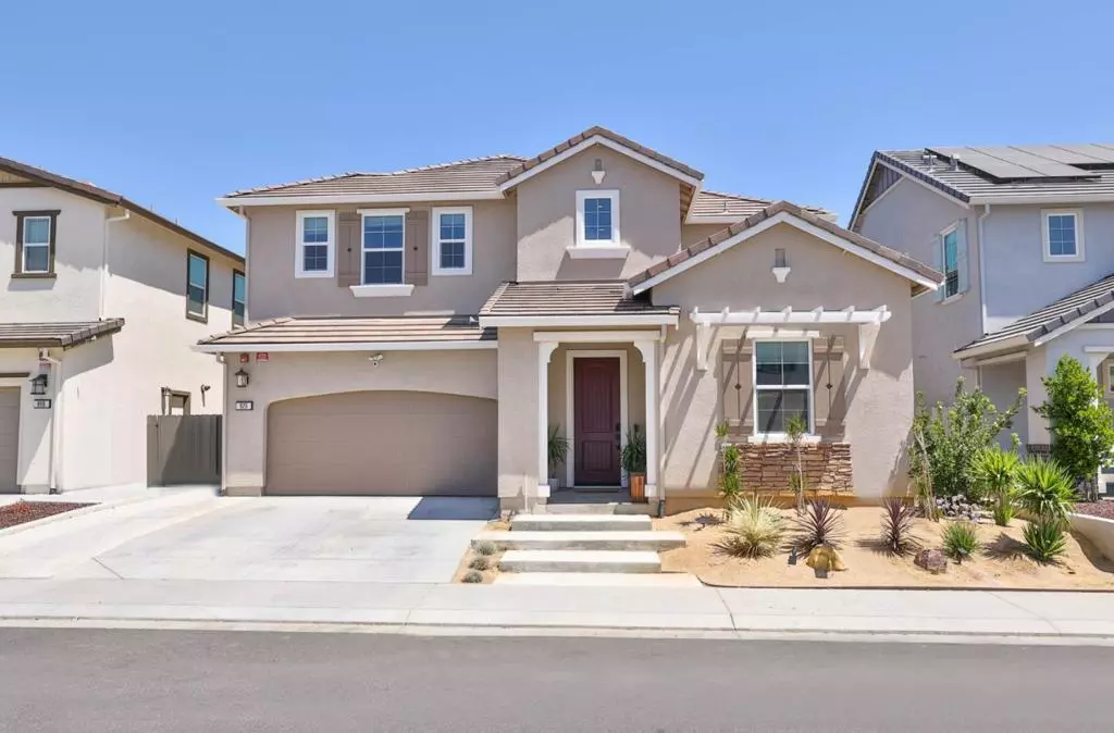 Vacaville, CA 95687,925 Bergenia ST