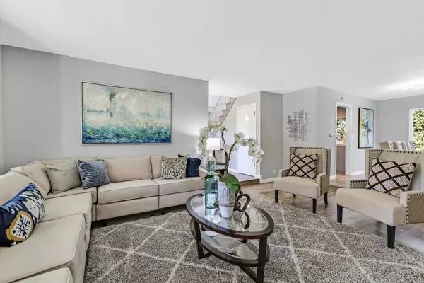 Cupertino, CA 95014,21093 Fenway Ct