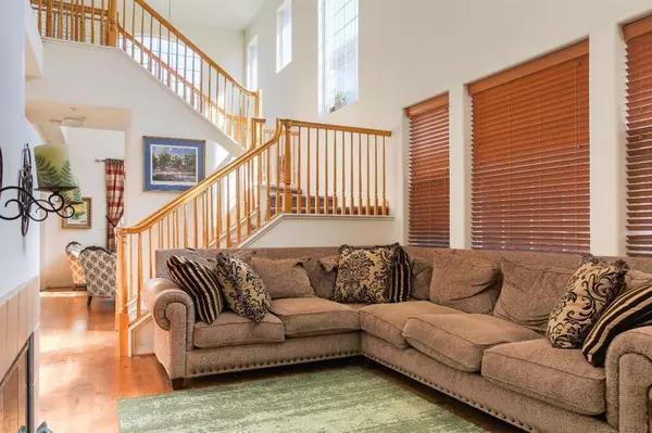 Salinas, CA 93906,1827 Bradbury ST