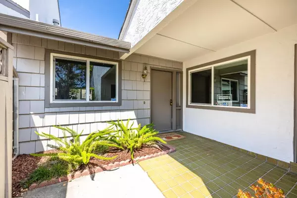 Foster City, CA 94404,858 Erickson Lane