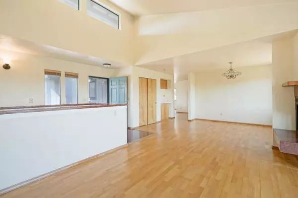 Salinas, CA 93907,14895 Pin Oak PL