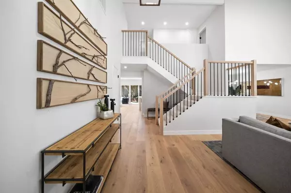 Half Moon Bay, CA 94019,632 Ruisseau Francais AVE