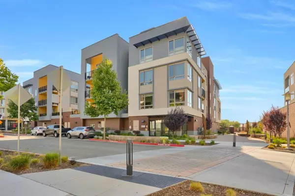 1078 Foster Square LN #404, Foster City, CA 94404