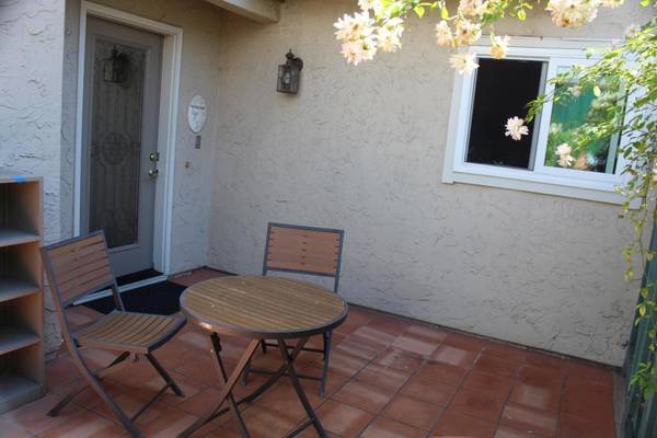 125 Mission DR, East Palo Alto, CA 94303