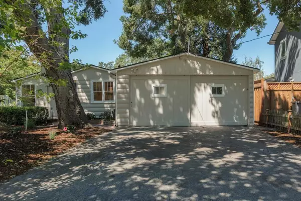 Menlo Park, CA 94025,901 Peggy LN